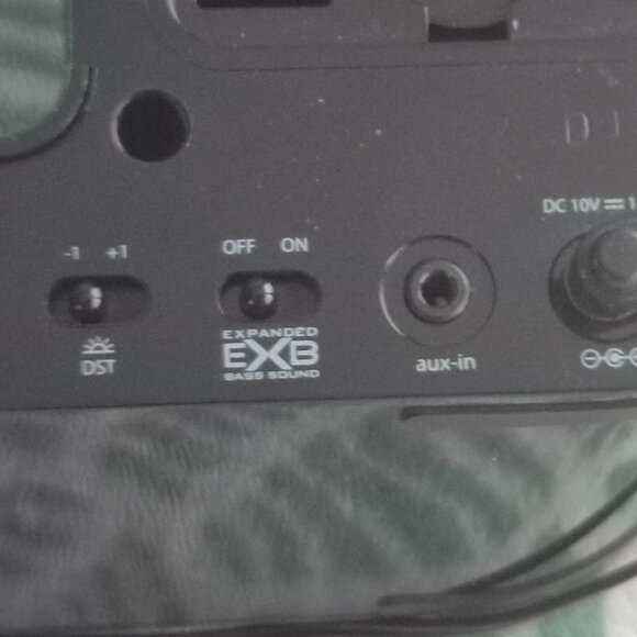 iHome Alarm Set - Picture 3 of 9